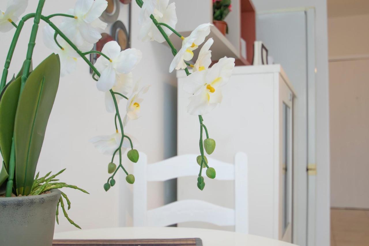 Luminoso Y Acoger Loft, Excelente Ubicacion Διαμέρισμα Σεβίλλη Εξωτερικό φωτογραφία